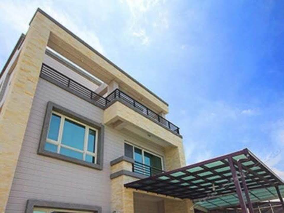 Bed and Breakfast 11 House Erlin Екстер'єр фото